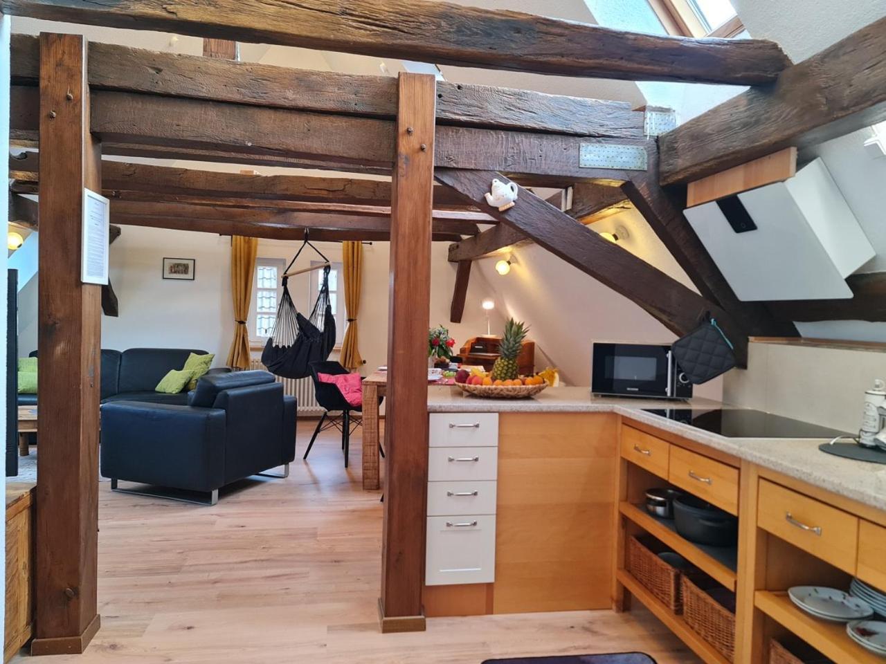 Avahome: Haus Fuer 16, Wlan, Parkplaetze, Netflix, Nespresso Kandel Ruang foto